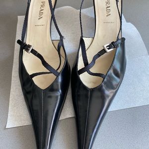 Prada kitten heals